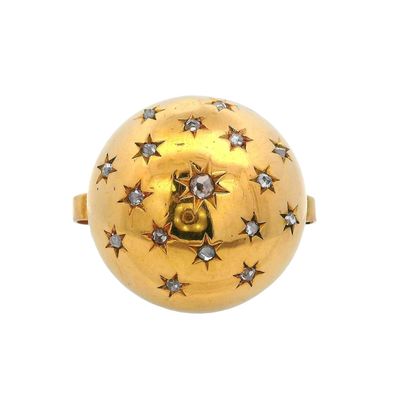 Antique 18K Yellow Gold Dome Ring with Diamonds