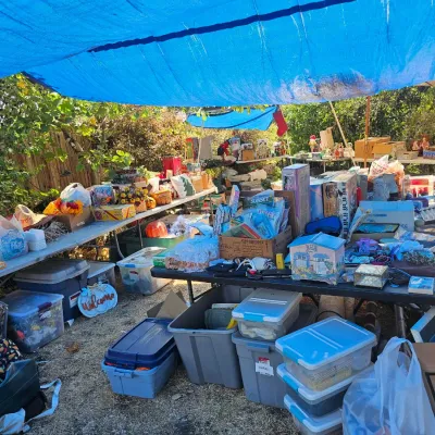 Estate sale photo