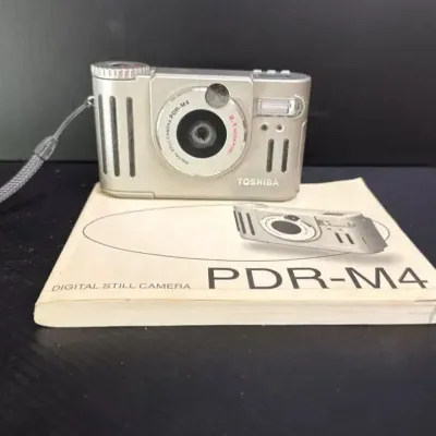 Toshiba-PDR-M4 - Digital Camera 