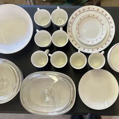 Corelle Burgundy Rose 