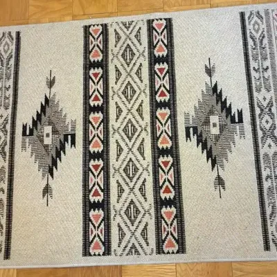 Native American Inspired Bound Carpet 