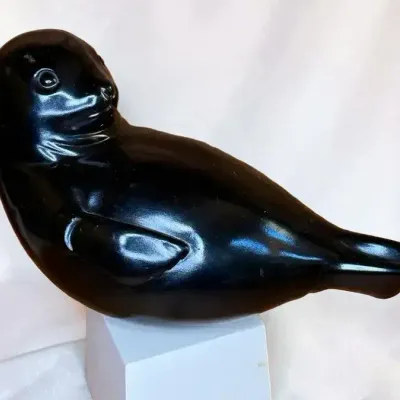 Vintage Alva Museum Replicas black seal sculpture