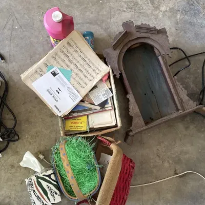 Estate sale photo