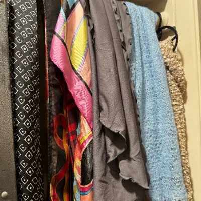 Sale Photo Thumbnail #64: scarves