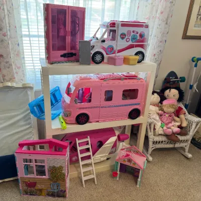 Sale Photo Thumbnail #45: barbie accessories and vehicles