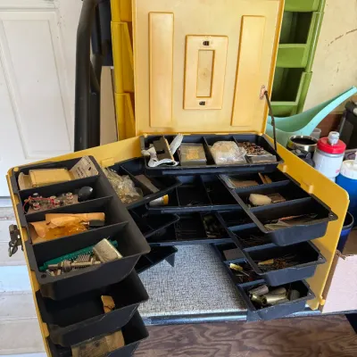 Sale Photo Thumbnail #97: tool box
