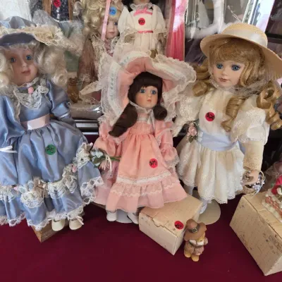 Sale Photo Thumbnail #45