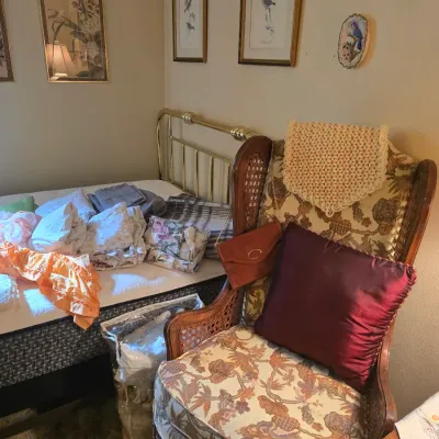 Sale Photo Thumbnail #25