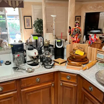 Estate sale photo