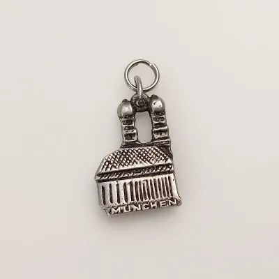 Sale Photo Thumbnail #877
