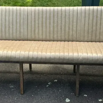 Hallway bench
70Lx23Wx32H