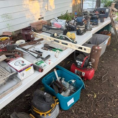 Estate sale photo