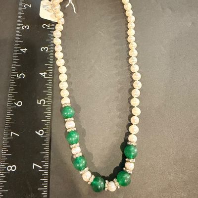 Vintage pearl type with green stone type necklace
