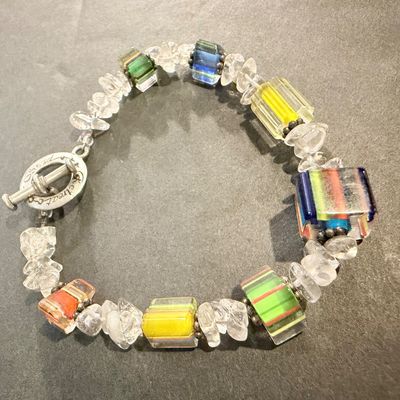 Bead retreat marked colorful art glass type crystal type beaded bracelet