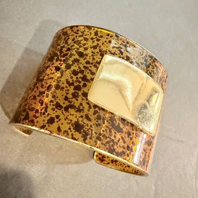 Vintage brown with gold tone center cuff bracelet