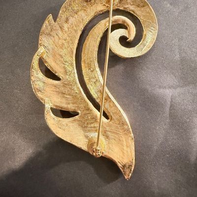 Vintage feather brooch