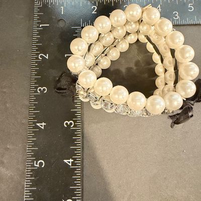 Faux pearl multilayer stretch bracelet