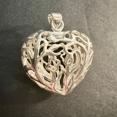 925 marked heart necklace pendant