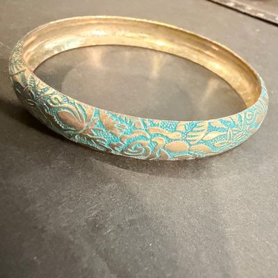Vintage gold tone and turquoise beautiful bracelet