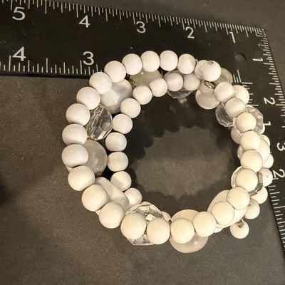 Vintage white wire beaded bracelet