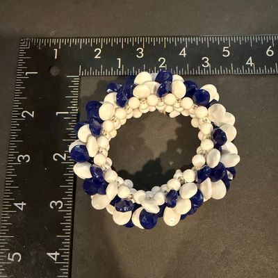 Navy blue and white beaded stretch bracelet