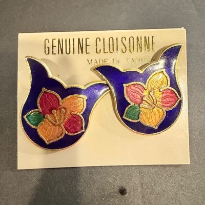 Genuine cloisnne cat enamel earrings vintage