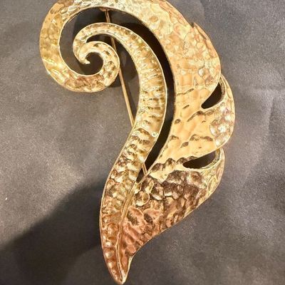Vintage feather brooch