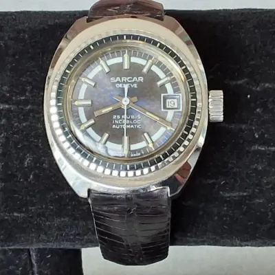 Vintage SARCAR Genève 25 Rubis Incabloc Automatic Date Wristwatch
