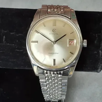 Vintage CYMA NAVYSTAR Swiss Date Wristwatch