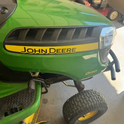 Sale Photo Thumbnail #11: John Deere D130 with only 175 hours