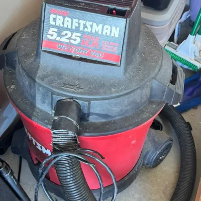 Sale Photo Thumbnail #12: Large capacity shop vac & accessories