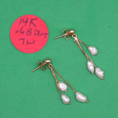 Sale Photo Thumbnail #12: 14k Pearl earrings