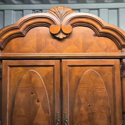 7504 vintage armoire