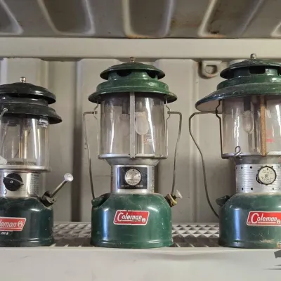 7020 3 coleman camping lanterns