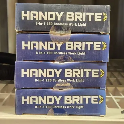 7026 4 handy bright led worklights