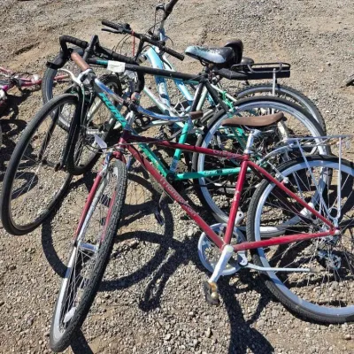 82010 4 bicycles