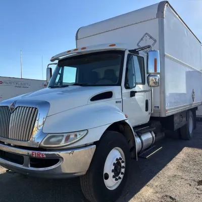185 2012 international durastar 4300 low miles