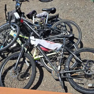 82008 5 bicycles