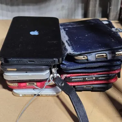5534 9 iphones