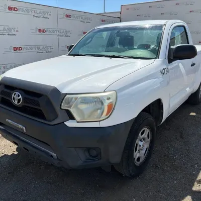 270 2014 toyota tacoma