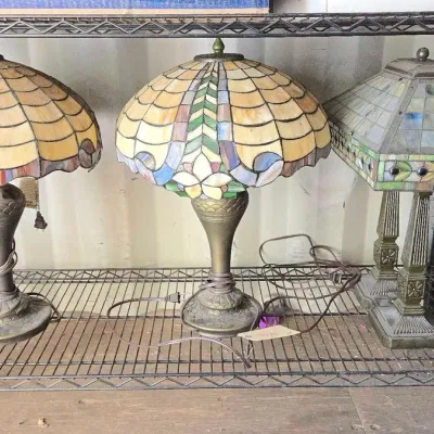 4008 3 tiffany style lamps