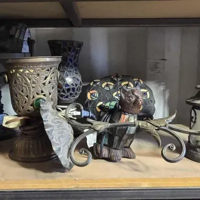 5588 tiffaney style lamps and decorations