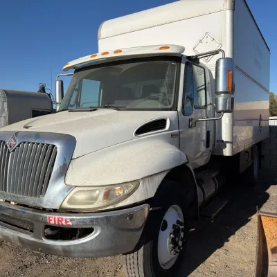 Sale Photo Thumbnail #20: 185 2012 international durastar 4300 low miles