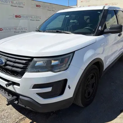 Sale Photo Thumbnail #23: 210 2017 ford explorer