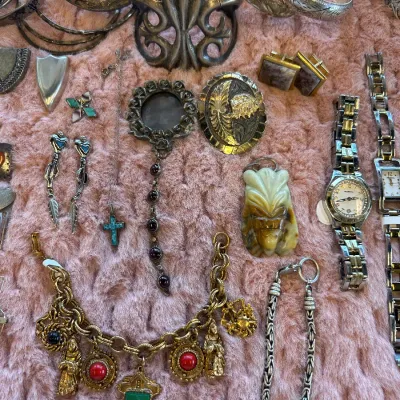 Sale Photo Thumbnail #62