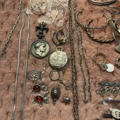 Sale Photo Thumbnail #92