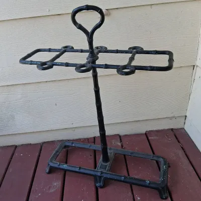 Vintage-Style Metal Umbrella & Cane Stand – 26" Tall