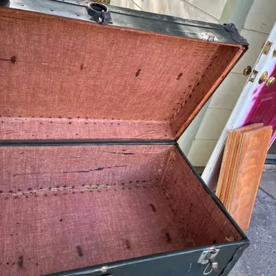 Vintage Army Chest