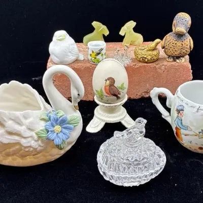 Vintage Miniature Bird & Animal Collectibles – Porcelain, Glass & Stone Figurines, 11 Pc