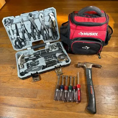 Husky 51-Pc Homeowner Tool Kit, Tool Bag & Extra Hand Tools